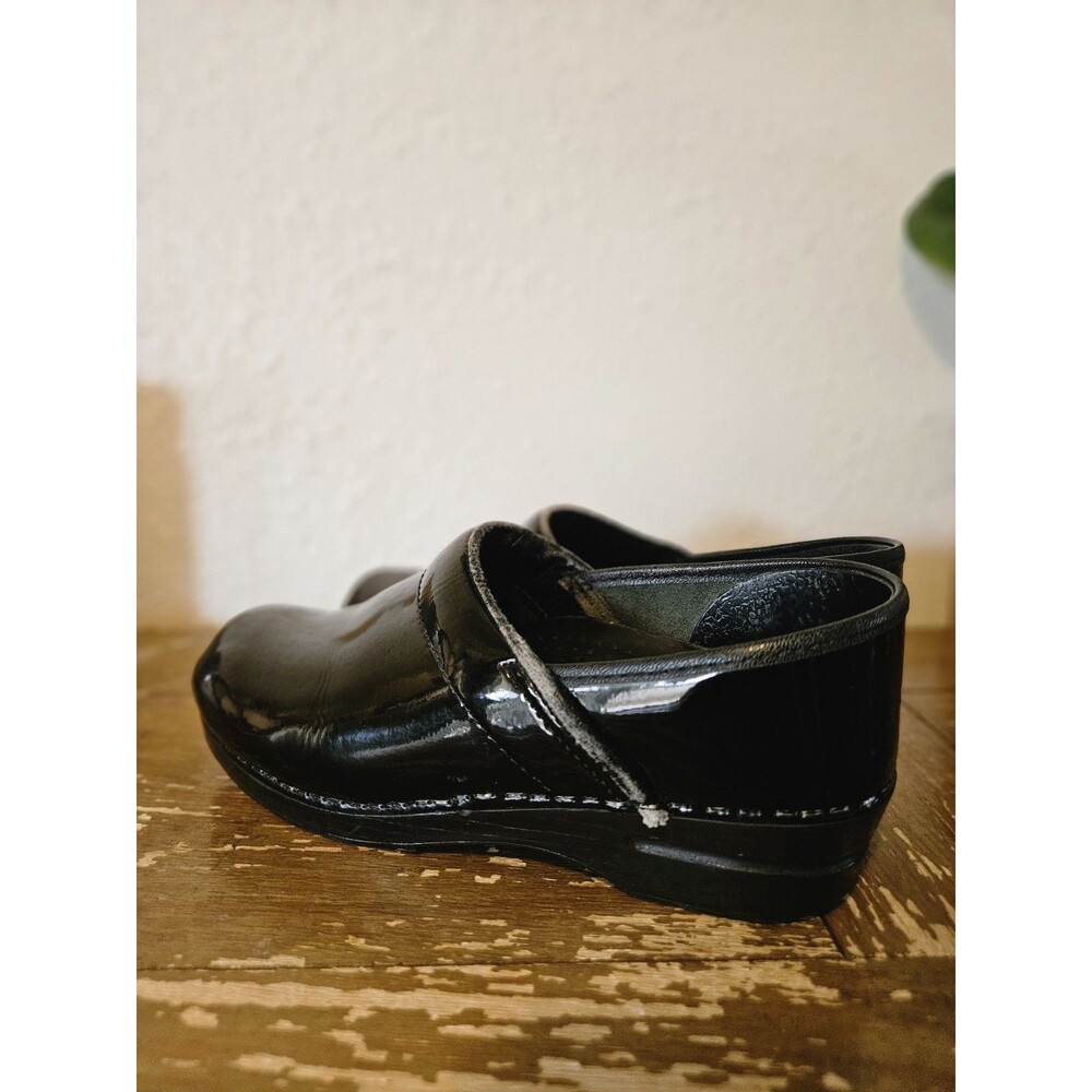 DANSKO Black Patent Clogs Shoes Women Size  39 EU Comfort Shoes Nurse Doctor - Picture 2 of 11